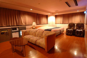  GOLF Nirasaki Inter(Adult Only)  Нирасаки